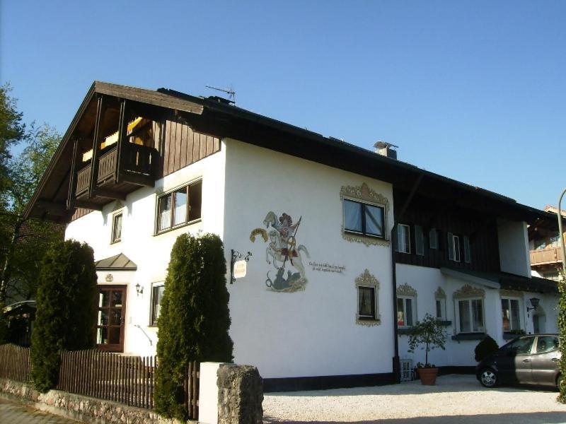 Ferienwohnungen Sonja Bernau am Chiemsee Exterior photo